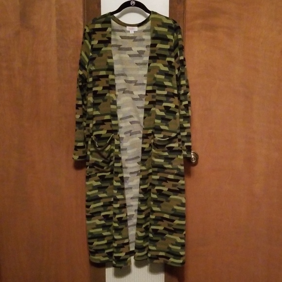 LuLaRoe Sweaters - Lularoe Sarah sweater XL